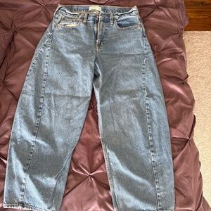 Abercrombie & Fitch Barrel Jean